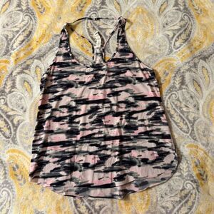 Lululemon Water Bound Singlet Wamo Camo Barely Pink size 8